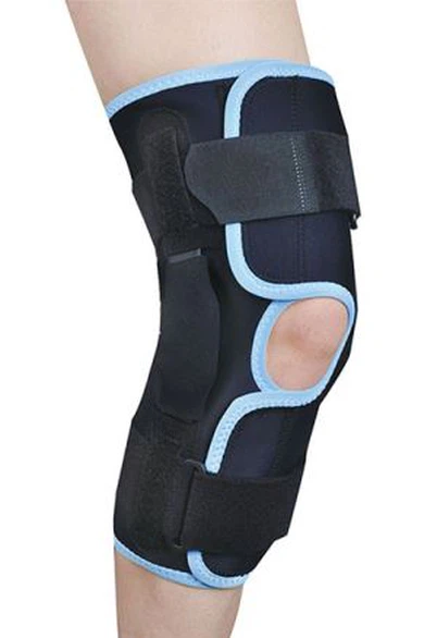 Jenou Brace ak Metal Side